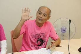 當愛情已沒有交集，僅存冷漠於空氣， 內心糾結到極限的時候， 卻異常失語，只能安靜地做一個啞巴。 啞的不只是唇齒間不再能共通的話語， 啞的更是再痛都只能憋在心裡的情緒。 潘瑋柏展現細膩情感創作， 為所有曾有相似感受的你. è—»ç¤é¢¨æš´ æ­å·´æ¡'ä¹Ÿä¾†é€£ç½² å¹¾ç™¾å¹´æ‰æœ‰ä¸€å€‹è—»ç¤ æ–°æ–°èž