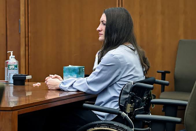 Lindsay Clancy trial finishes closing arguments; jury now deliberates murder vs. manslaughter