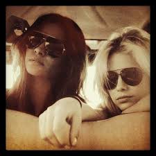 38 Emily Fields/Shay Mitchell ideas