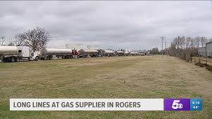 Captive power plants are closed too. Supply Issue Leads To Long Lines At Rogers Gas Terminal Thursday 5newsonline Com