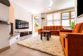 Ev sahipleri, il, ilçe, mahalle, kat, metrekare, oda ve banyo bilgilerini girerek reidin'in sağladığı verilerin analiz edilmesiyle evlerinin ortalama değerini öğrenebilir. Parke Kac Tl Dir Ve Ortalama Kac Saatte Dosenir Bi Parke Laminat Masif Ahsap Parke Sistre Cila