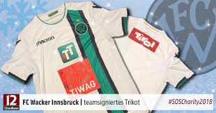 Günstig kaufen und gratis inserieren auf verkaufe ein neues wacker innsbruck trikot dürfte aus der saison 2012/13 sein neu und verpackt. Signiertes Trikot Des Fc Wacker Innsbruck Gesamte Mannschaft Weihnachts Charity 12termann