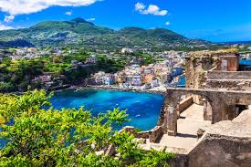 Explosion verursacht riesiges senkloch auf krankenhausgelände. Neapel Eine Italienische Stadt Wie Keine Andere Urlaubsguru