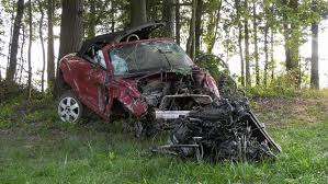 Jun 27, 2021 · eine schülerin ist in der oberpfalz mit einem quad tödlich verunglückt. 38 Jahriger Stirbt Nach Schwerem Unfall In Der Oberpfalz Pegnitz Neumarkt Nordbayern
