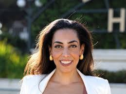 Paula Neri's Instagram, Twitter & Facebook