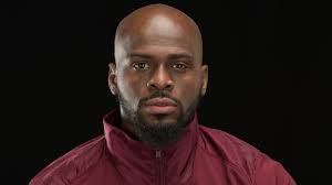 Oliver Places Third at Colonial Relays