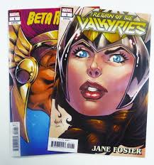 Marvel RETURN OF THE VALKYRIES #1 +BETA RAY BILL Vauck Headshot Variant NM  (9.4)