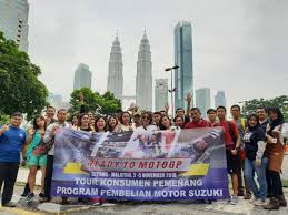 Hotel zamburger enstek terletak di lokasi yang strategik di sepang. Alex Rins Masuk Podium Juara Motogp Konsumen Suzuki Indonesia Bersorak Di Sepang Carmudi Indonesia