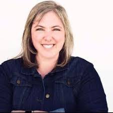 Lori Beeman's Instagram, Twitter & Facebook