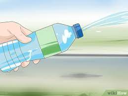 How do you hook up a water gun to a water bottle? 3 Ways To Make A Water Gun With A Water Bottle Wikihow