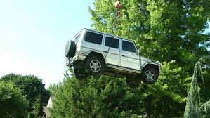 Loaded with 7 passenger tan leather interior with climate control, sunroof, stereo with cd changer. Mercedes Wrecked In Joyride Lifted From Tulsa Koi Pond
