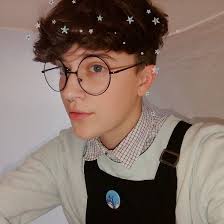 Pin By Himmel On Male Ftm Haircuts Short Hair Styles Aesthetic People