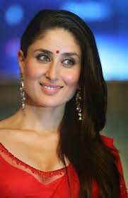 Kareena 2 Jpg 1037 1600 Bollywood Celebrities Kareena Kapoor Photos Kareena Kapoor