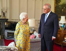 Thinking about australia being on fire and prime minister scott morrison's view of climate change today. Scott Morrison Meets The Queen During Whirlwind Tour Of The Uk After Australia Trade Agreement Daily Mail Online