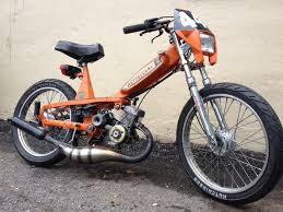 Garage Build Motobecane 40v Built To Kill Bike Lovers Custom Moped Scooter Motorcycle