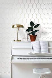 behang art deco motief wit en goud scandinavisch behang estahome art deco behang interieur art deco