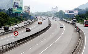 This is after the north south highway operator the alor setar (s) toll plaza has been closed to traffic in both directions since may 19, under orders from the pdrm. Berita Harian No Twitter Aliran Trafik Lancar Di Lebuhraya Utara Selatan Plus Bagi Kedua Dua Arah Berhampiran Plaza Tol Ipoh Selatan Ketika Tinjauan Sekitar Jam 12 38 Tengahari Sempena Hari Raya Aidilfitri Nstp Muhaizan Yahya