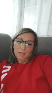 Martina Cade's Instagram, Twitter & Facebook