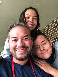 How Jon Gosselin's Daughter Hannah Helps With Instagram