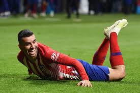 Jaime correa córdoba (born 6 august 1979, in durango) also known as el alacran (the scorpion) or el motor (the motor), is a mexican former professional footballer who played as a defensive midfielder who last played for zacatepec in the ascenso mx. Ingin Datangkan Correa Milan Tak Belajar Dari Kesalahan Vivagoal Com