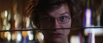 Super Dark Times – [FILMGRAB]