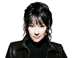 Canadian songstress Holly Cole returns with &quot;Night&quot; after a five year absence - Cole_Holly_L