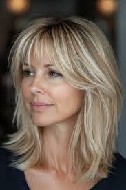 Susan Goldie's Instagram, Twitter & Facebook