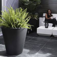 Crescent Garden Self Watering Plastic Pot Planter Wayfair In 2020 Self Watering Plants Planters Planter Pots
