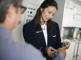 Watch This Is The First Thing Flight Attendants Notice About Passengers Flight Attendant Frequent Flyers First Class Seats