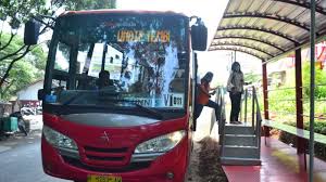 Bus rapid transit trans semarang trans semarang sekarang memiliki tujuh koridor utama dan satu koridor khusus, yaitu koridor i jurusan terminal mangkang — terminal penggaron, koridor ii jurusan terminal terboyo — terminal sisemut ungaran, koridor iii jurusan pelabuhan tanjung emas. Blu Trans Semarang Sediakan Shuttle Bus Gratis Bagi Pengunjung Pasar Semarangan Tinjomoyo Tribun Jateng