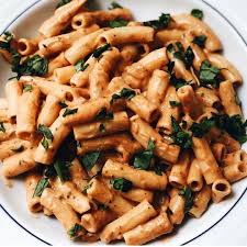 Can T Believe It S Vegan Tomato Sauce Creamy Super Easy And Nut Free Too By Bitesbymi Use It With Vegan Recipes Healthy Creamy Tomato Pasta Tomato Pasta
