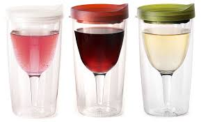 the product farm schnabelbecher zahne putzen ein glas wein
