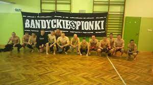 5 powodów, dzięki którym kibice kolejorza powinni drżeć o wynik. Radomiak Radom Hooligans Polish Hooligans Facebook