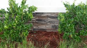 The genstone made easy system of outside corners, inside corners, panels, ledgers and trim make any improvement project as simple as measure, cut and attach. Faux Stone Skirting For Mobile Homes By Les Genstone