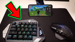 And your aim can be more precise so in this post, i want to share with you some of the things i've learned to help you get better at playing fortnite with a mouse and keyboard fast. Mouse Keyboard On Fortnite Mobile Building Gameplay Youtube