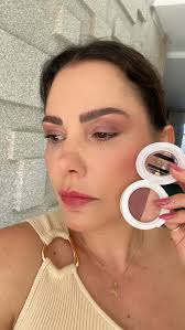 ✨ Novidade fresquinha Mary Kay ✨, Os Duos de Sombras chegaram para  transformar qualquer make! 💄, No vídeo de hoje escolhi o Rosy Plum, um duo  sofisticado, versátil e apaixonante 💕, Pigmentação ...