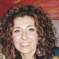 Heidi Dix's Instagram, Twitter & Facebook