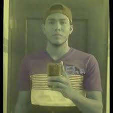 Stream Elvin Moreno music