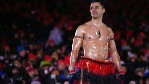 Pita taufatofua , el abanderado de tonga se convierte en un auténtico fenómeno viral. Pita Taufatofua Tonga Flag Bearer Qualifies For Tokyo Olympics