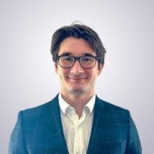 Deepa Francis's Instagram, Twitter & Facebook