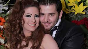 ولد في قرية بنش محافظة إدلب، كان منذ صغره متعلِّقاً بالغناء يمتلك صوت قوي غنى اللون الشعبي والطربي ،عام 2008 تزوج من الممثلة إمارات رزق ورزق منها بابنه وطن إنفصلا في العام 2014،بعدها تزوجا من جديد في العام 2015 وفي. Ø³Ø¨Ø¨ Ø·Ù„Ø§Ù‚ Ø¥Ù…Ø§Ø±Ø§Øª Ø±Ø²Ù‚ Ù…Ù† Ø­Ø³Ø§Ù… Ø¬Ù†ÙŠØ¯ Ù…Ø¬Ù„Ø© Ø¹Ø±ÙˆØ³