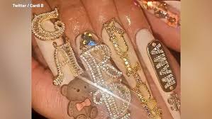 Jun 28, 2021 · cardi b is expecting baby number two! Cardi B Reveals Insane Diamond Encrusted Manicure Only She Could Wear Planet Concerns