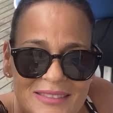 덱스의 갑작스러운 죽음은 조슬린을 망가뜨린다. 또다른 상실 속에서 그녀의 슬픔을 누가 도울 수 있을까? 열정적이고 새로운 종합 병원이  지금 ABC에서 시작됩니다! EvanHofer