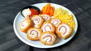 Meskipun kata cordon bleu merupakan bahasa prancis yang berarti pita biru, namun hidangan ini aslinya berasal amerika. Cara Membuat Chicken Cordon Bleu Sederhana Italian Food Youtube