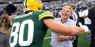 Ellen DeGeneres cheered for Packers in suite full of Cowboys fans