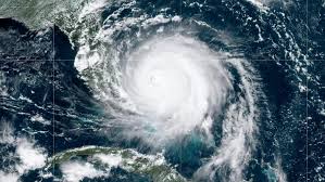 A trecut, joi, foarte aproape de insulele turks și caicos unde irma se afla la circa 85 km sud de insula great inagua și este de așteptat să provoace valuri de 6 metri în bahamas înainte de a se îndrepta spre. Peste Un Milion De Oameni EvacuaÈi Uraganul Dorian Se IndreaptÄ Spre Florida Cotidianul