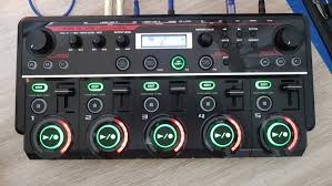 Maybe you would like to learn more about one of these? Boss Rc 505 Loopstation Hobbies Toys Music Media Music Accessories On Carousell