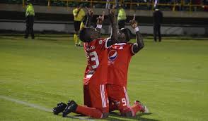 En el segundo semestre del año, américa de cali contrató a alexandre guimarães como técnico y fichó a jugadores que le inyectaron calidad y jerarquía a la nómina. America De Cali Se Reforzaria Con Seis Jugadores La Fm