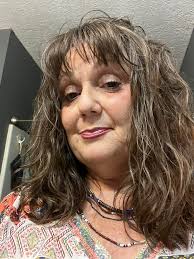 All my lovely babes 💚 I think I'm right at 50 now. For reference for the  pothos around my neck, I'm 6ft. She's a huge healthy beauty that drapes  across my bedroom