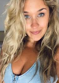 Barb Simmons, 1124 Kingston Ave, Bellevue, NE 68005, US